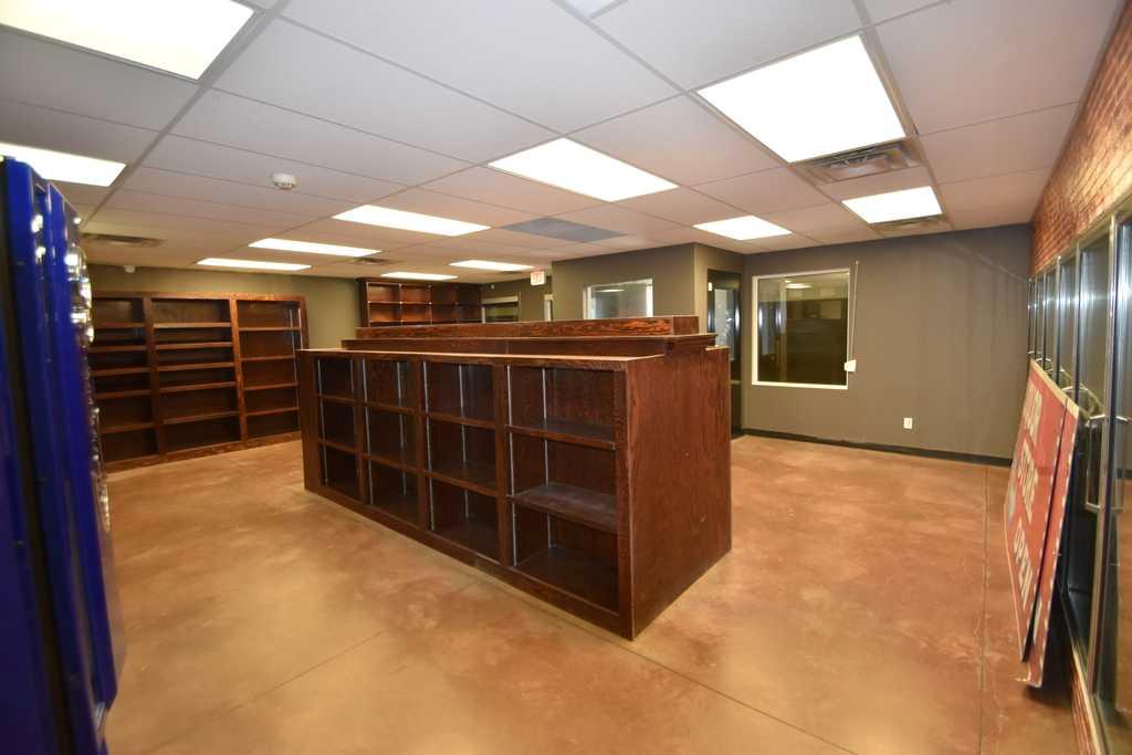 Picture of 5002 51  , Grassland Real Estate Listing