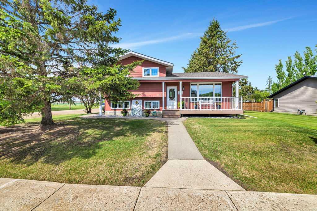 Picture of 4501 53 Street , Dewberry Real Estate Listing
