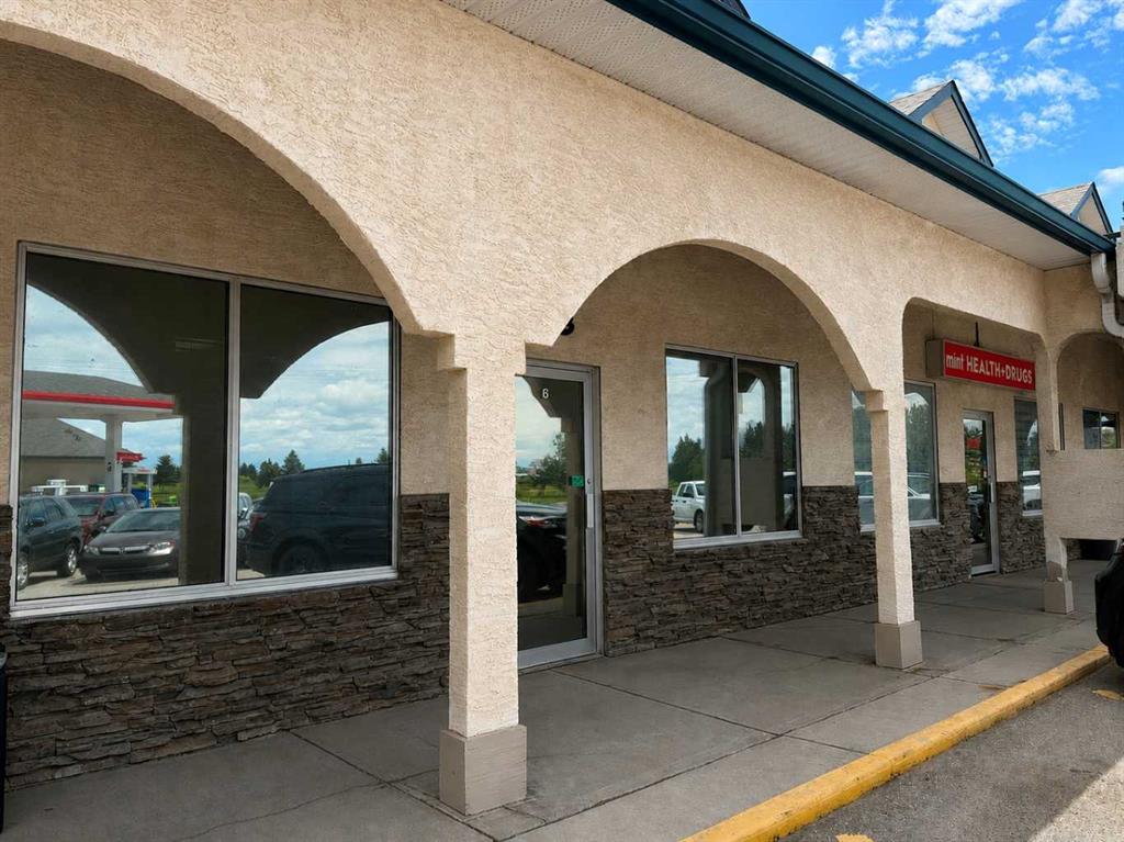 Picture of 6, 55 Wheatland Trail , Strathmore Real Estate Listing