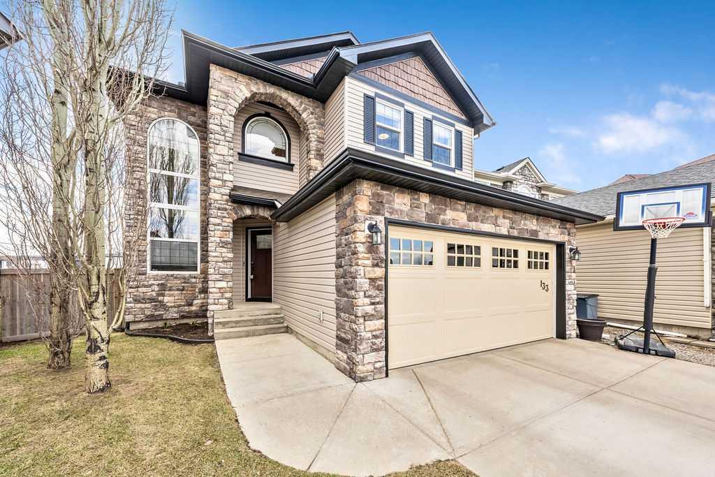 Picture of 133 Channelside Cove SW, Airdrie Real Estate Listing