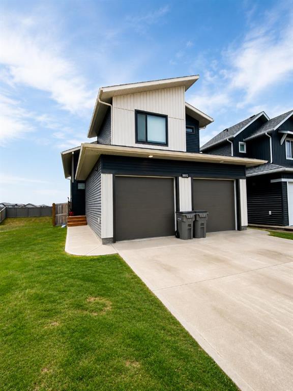 Picture of 1, 10513 133 Avenue , Grande Prairie Real Estate Listing