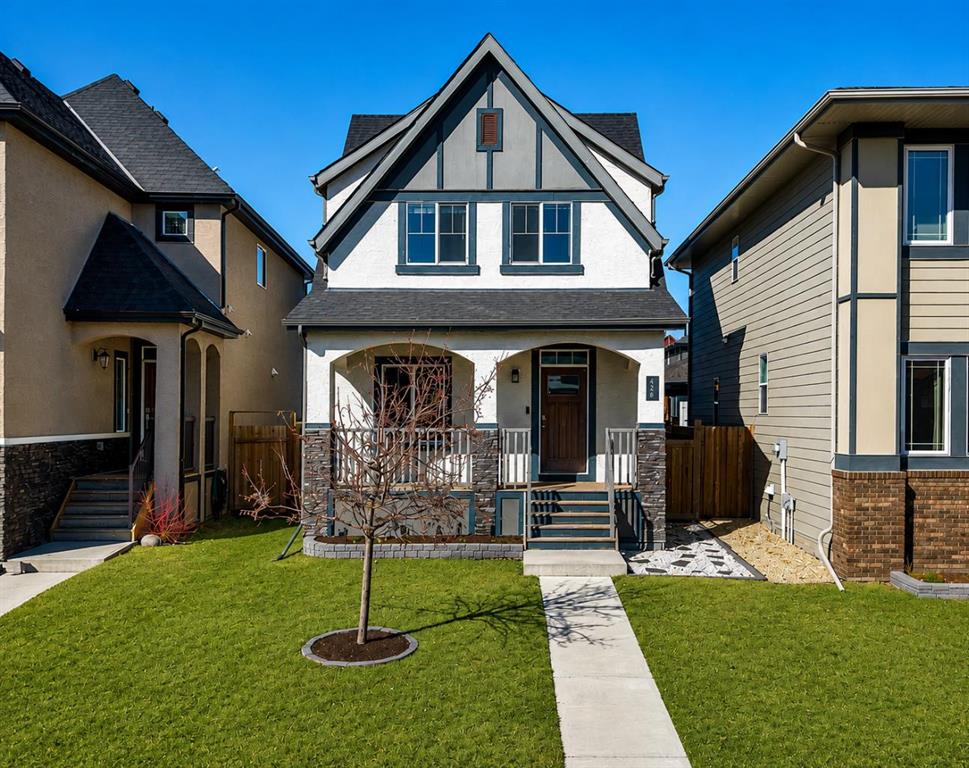 Picture of 432 Marquis Heights SE, Calgary Real Estate Listing