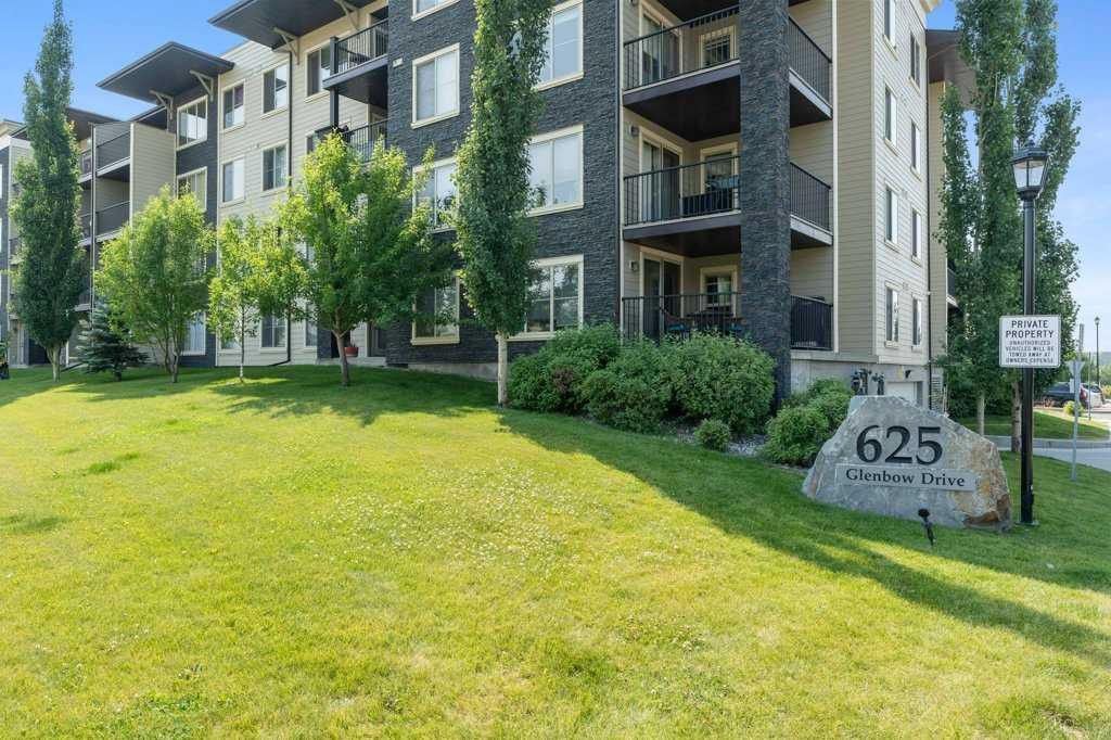 Picture of 1219, 625 Glenbow Drive , Cochrane Real Estate Listing