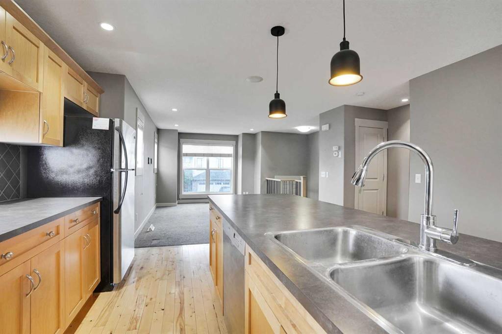 Picture of 124 Lavender Link , Chestermere Real Estate Listing