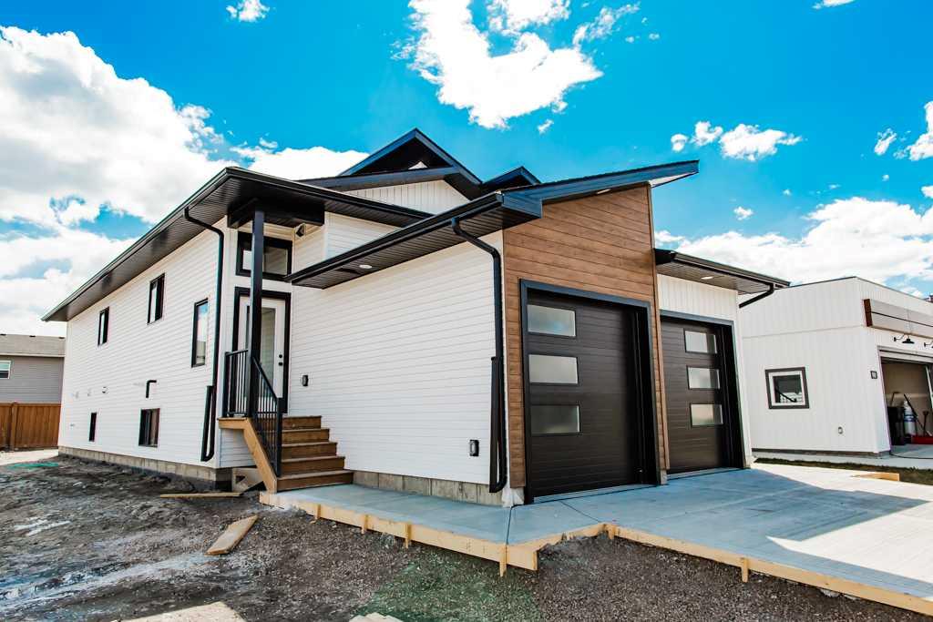Picture of 9505 114 Avenue , Clairmont Real Estate Listing
