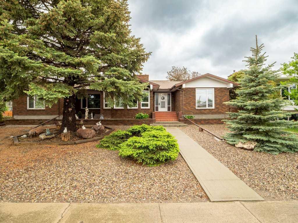 Picture of 2201 21 Avenue , Coaldale Real Estate Listing