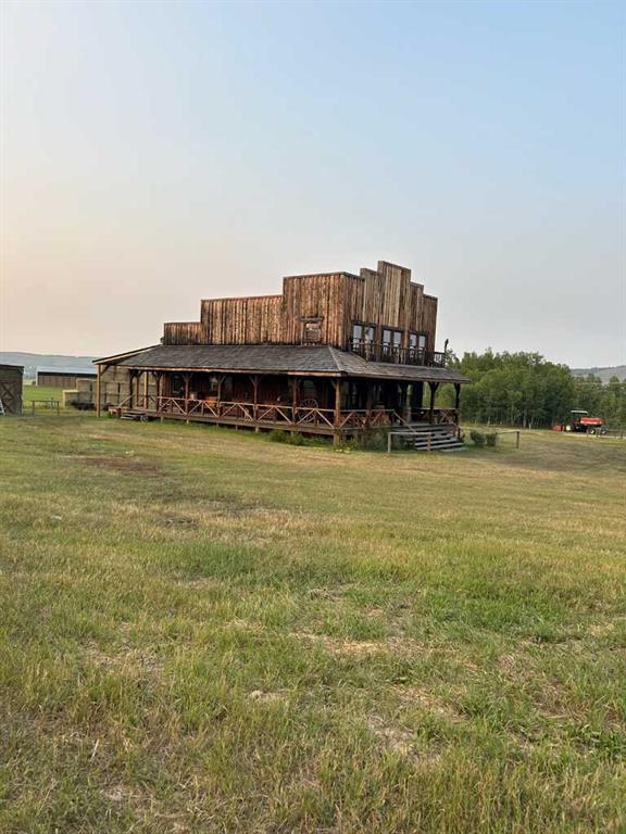 Picture of 394 ave west  , Rural Foothills County Real Estate Listing