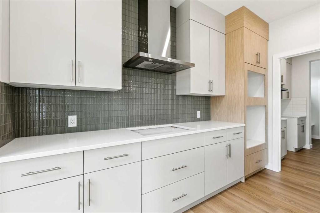 Picture of 139 Dawson Wharf Mount , Chestermere Real Estate Listing