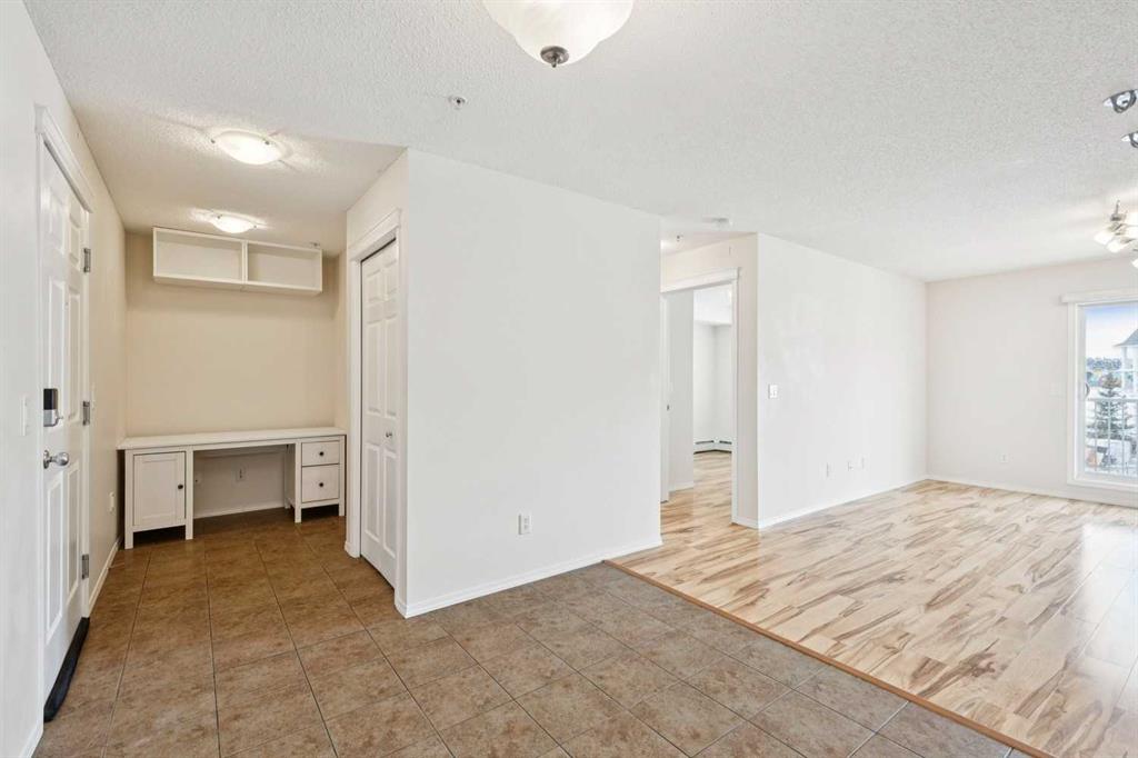 Picture of 1309, 5 Country Village Park NE, Calgary Real Estate Listing