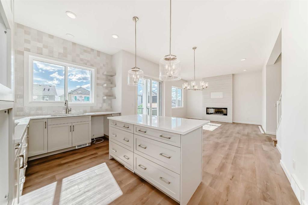Picture of 46 Verdure Place SW, Calgary Real Estate Listing
