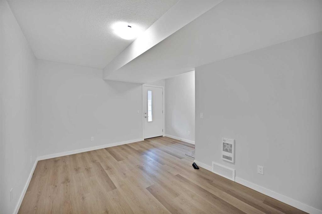 Picture of 411, 301 Redstone Boulevard NE, Calgary Real Estate Listing