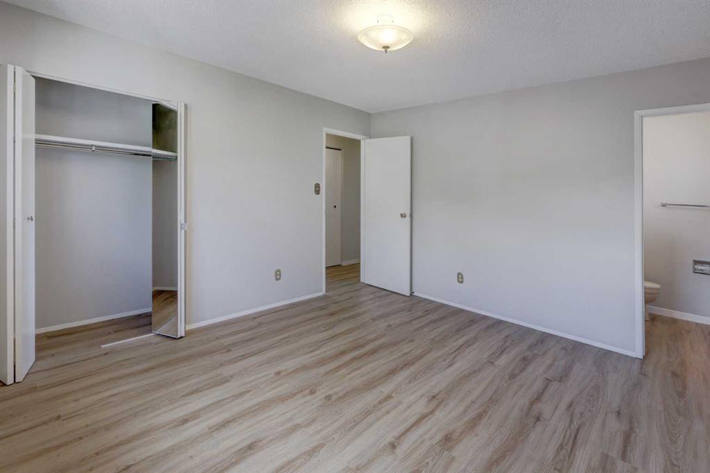 Picture of 9 Maple Leaf Road , Strathmore Real Estate Listing