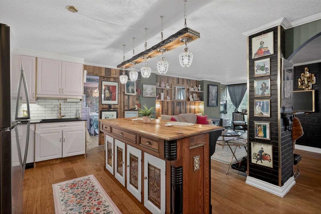 Picture of 205, 4554 Valiant Drive NW, Calgary Real Estate Listing