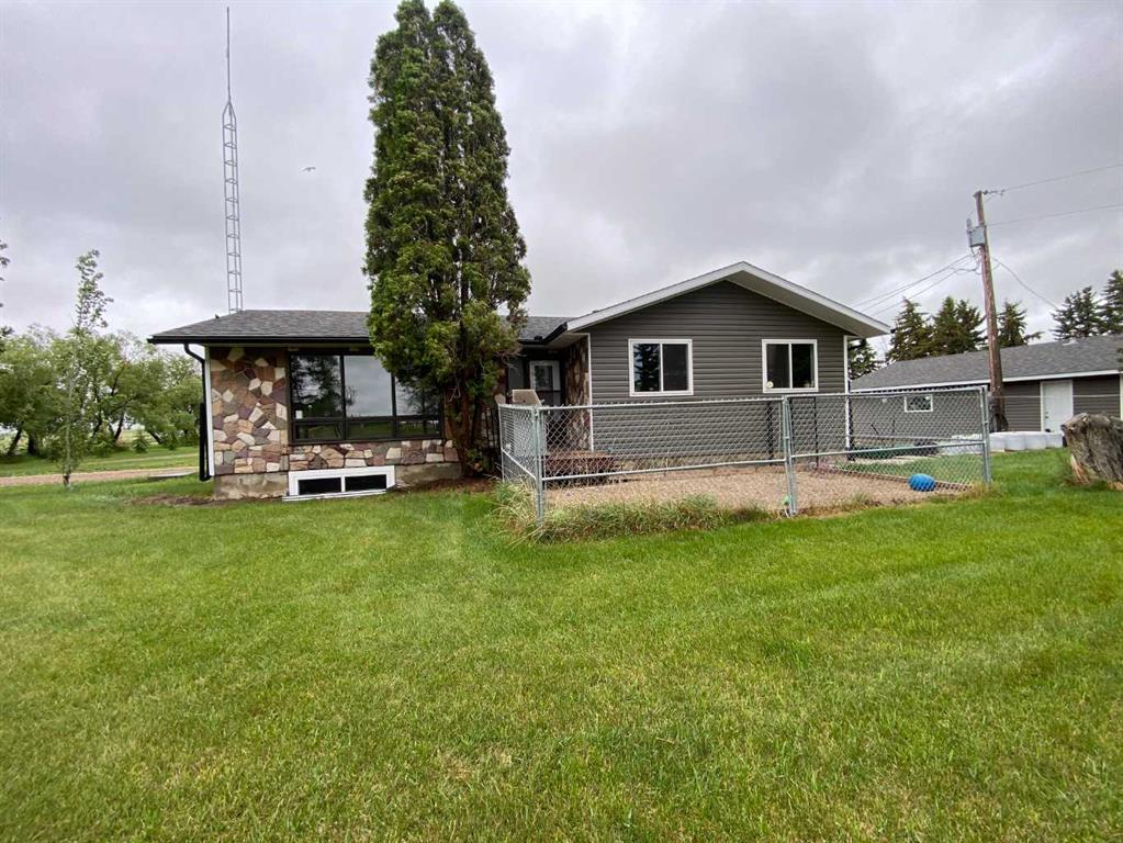 Picture of 190080 140 Range Road , Rural Newell, County of Real Estate Listing