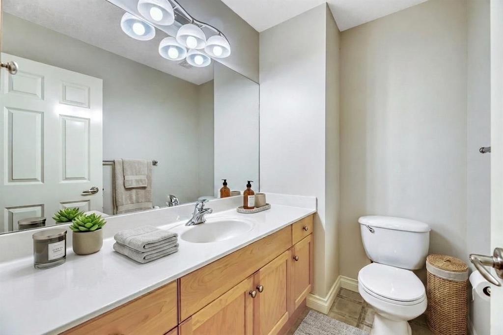 Picture of 151 Cove Place , Chestermere Real Estate Listing