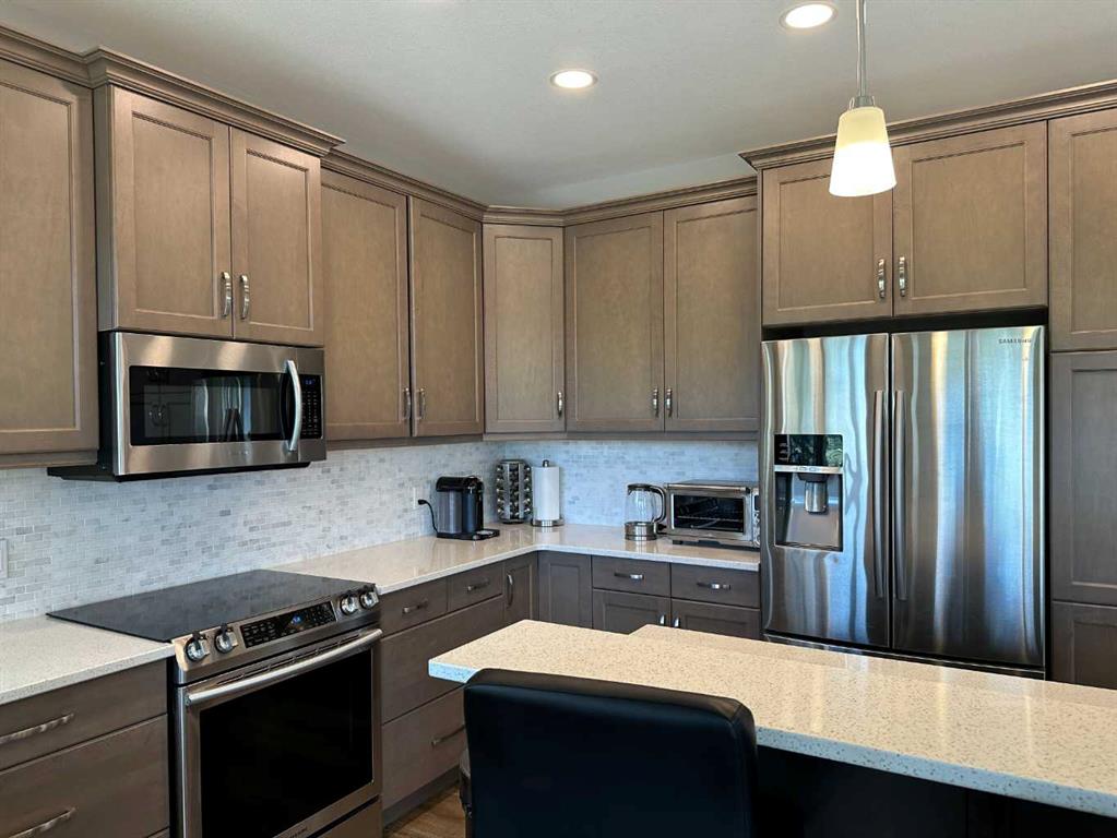 Picture of 231 Southmore  , Blairmore Real Estate Listing