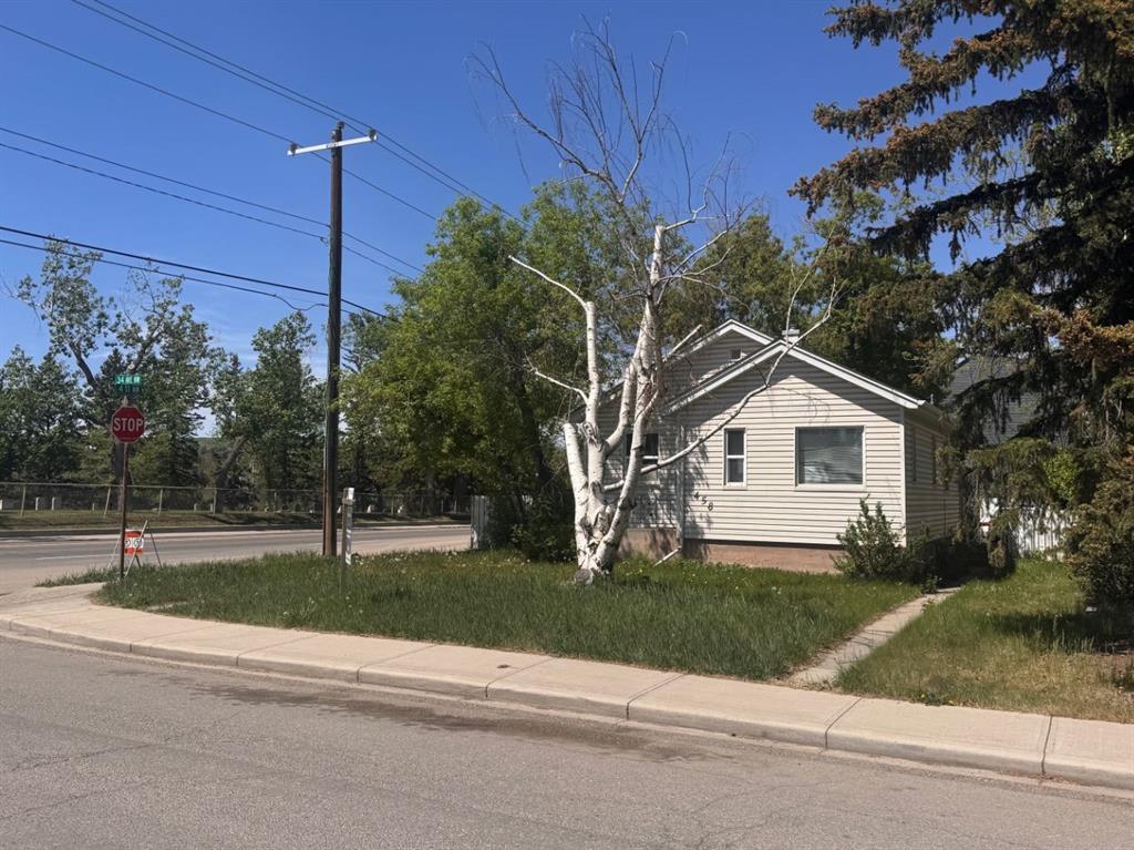 Picture of 458 34 Avenue NW, Calgary Real Estate Listing