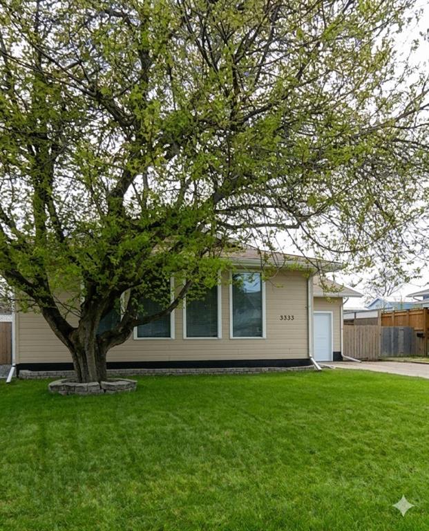 Picture of 5333 57 Avenue , Rocky Mountain House Real Estate Listing