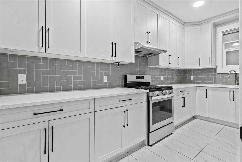 Picture of 247 Kinniburgh Place , Chestermere Real Estate Listing