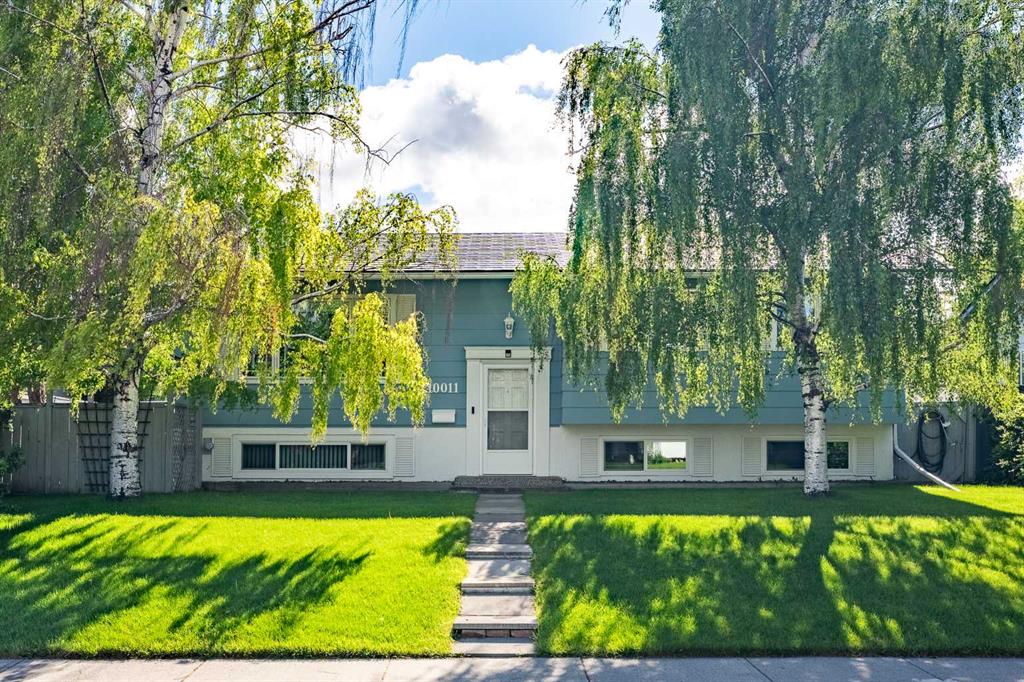 Picture of 10011 Maplecreek Drive SE, Calgary Real Estate Listing
