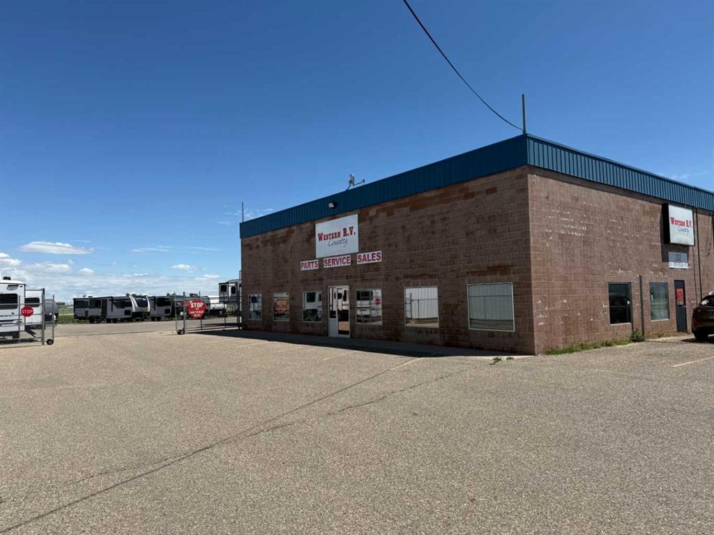 Picture of 232 Stubb Ross Road , Rural Lethbridge County Real Estate Listing