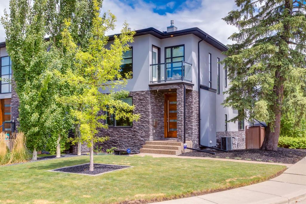 Picture of 3924 18 Street SW, Calgary Real Estate Listing