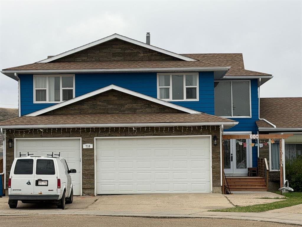 Picture of 710 Bankview Close , Drumheller Real Estate Listing