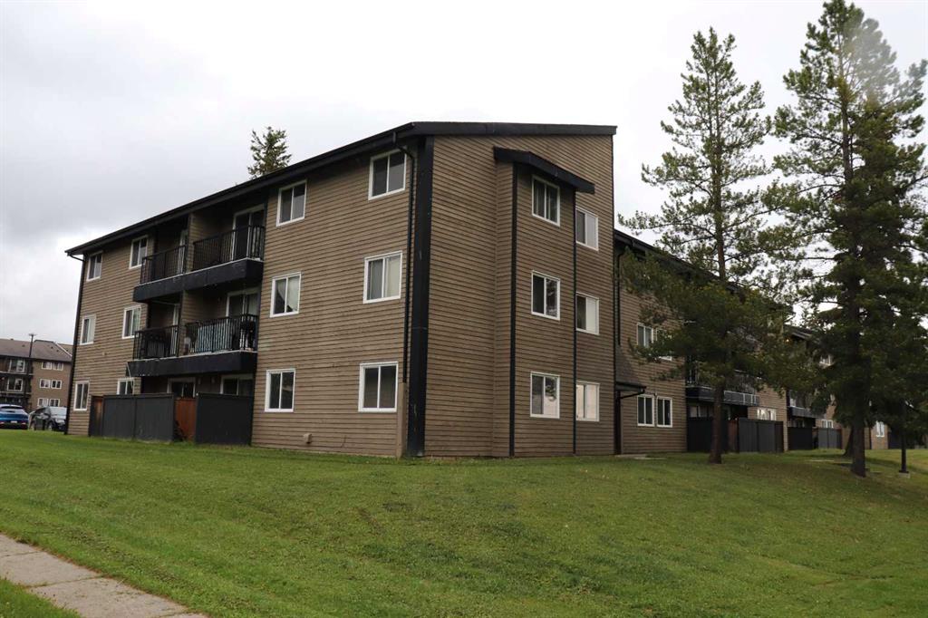 Picture of 317, 5611 9 Avenue  , Edson Real Estate Listing