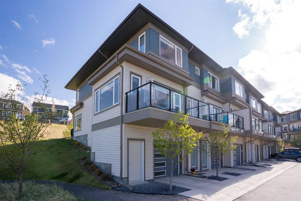 Picture of 808, 501 River Heights Drive , Cochrane Real Estate Listing