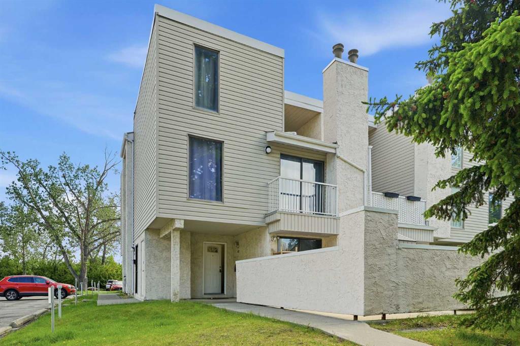Picture of 411, 3500 Varsity Drive NW, Calgary Real Estate Listing