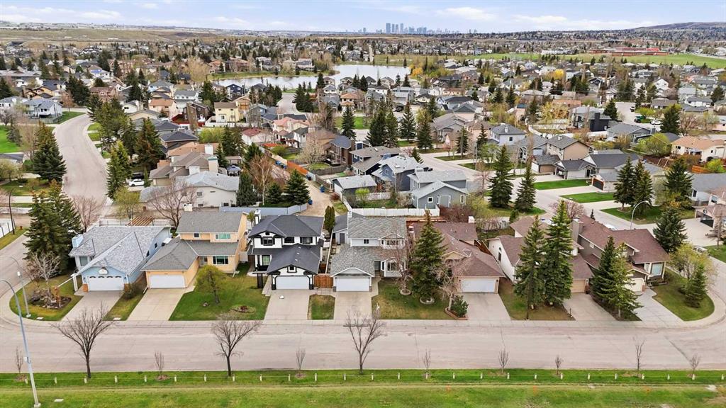 Picture of 212 Harvest Wood Way NE, Calgary Real Estate Listing