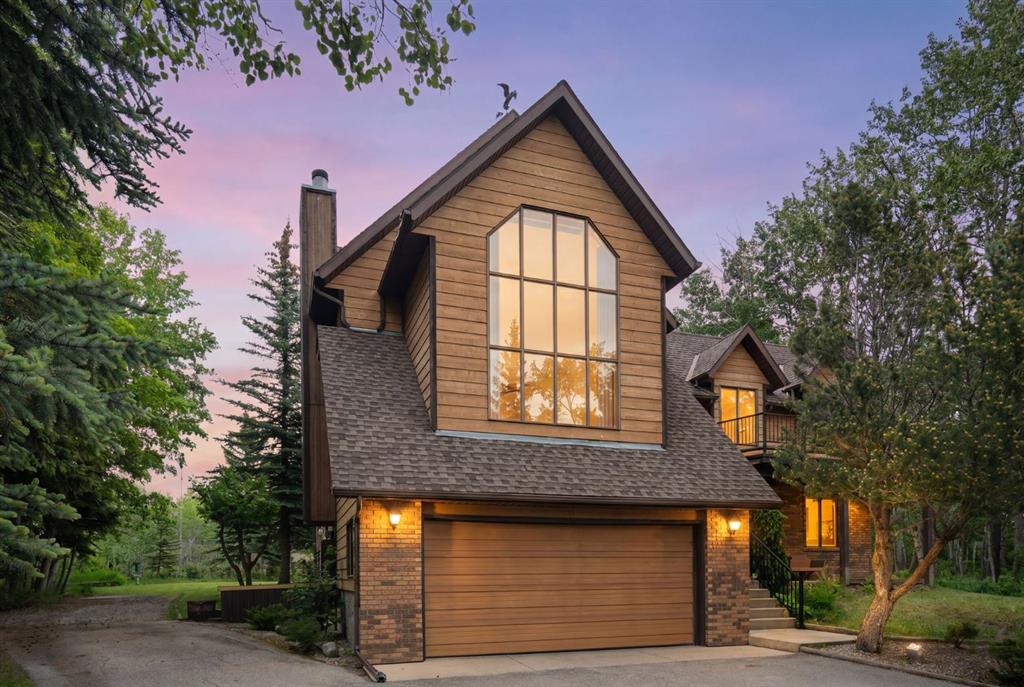 Picture of 39 Bearspaw Ridge Crescent , Rural Rocky View County Real Estate Listing