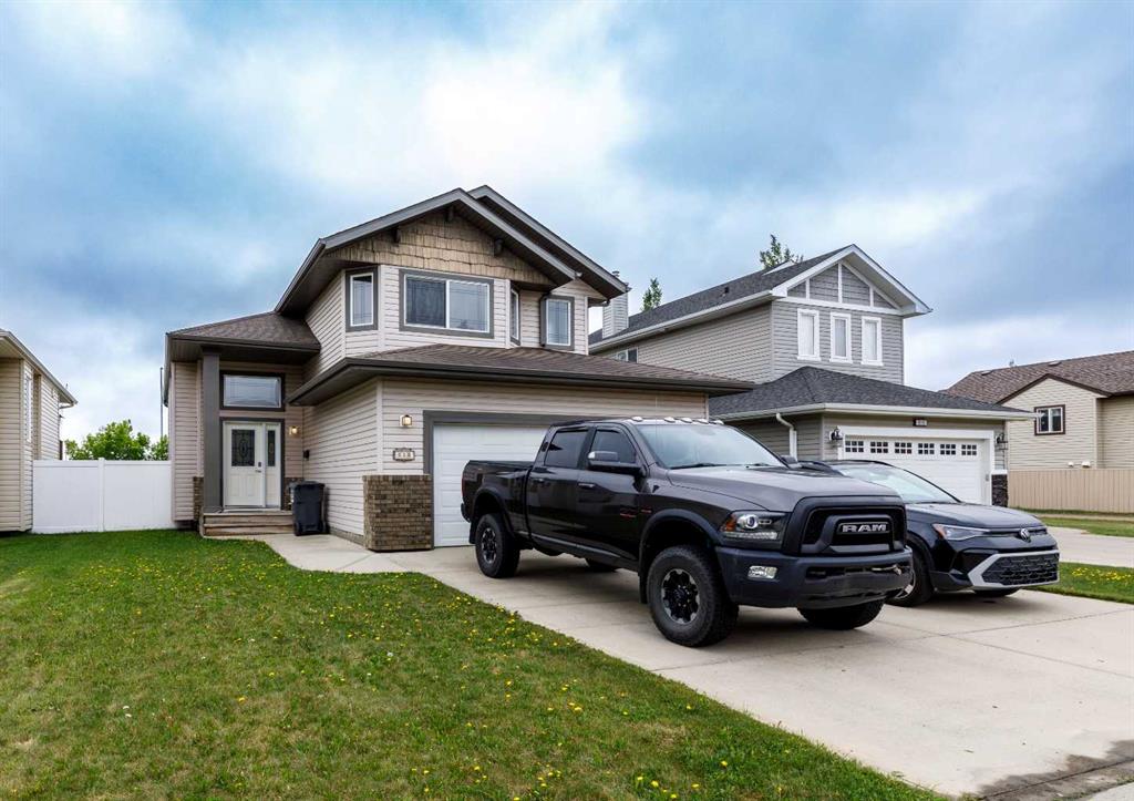 Picture of 613 Oak Street , Springbrook Real Estate Listing