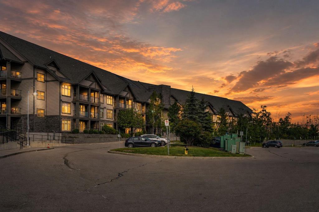 Picture of 214, 15 Aspenmont Heights SW, Calgary Real Estate Listing
