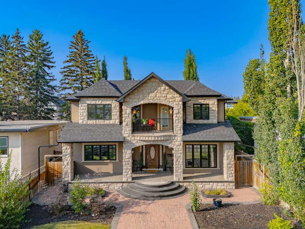 Picture of 1840 Westmount Boulevard NW, Calgary Real Estate Listing