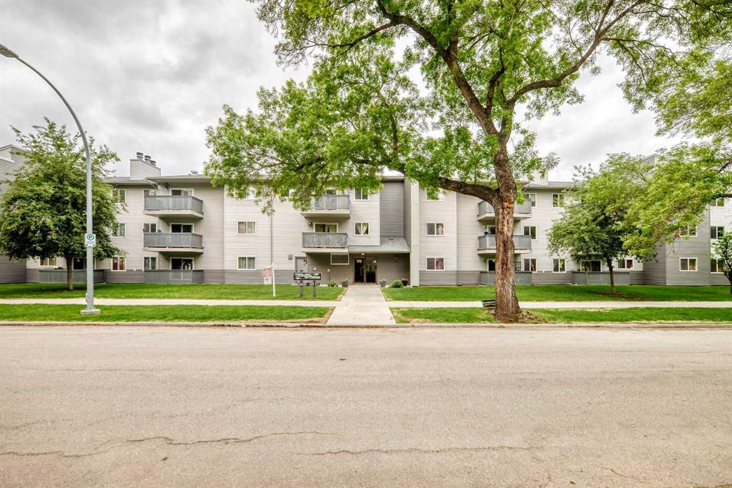 Picture of 305, 10838 108 Street NW, Edmonton Real Estate Listing