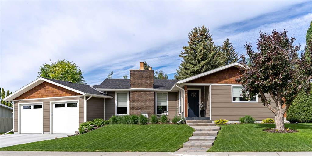 Picture of 260 Parkview Place SE, Calgary Real Estate Listing