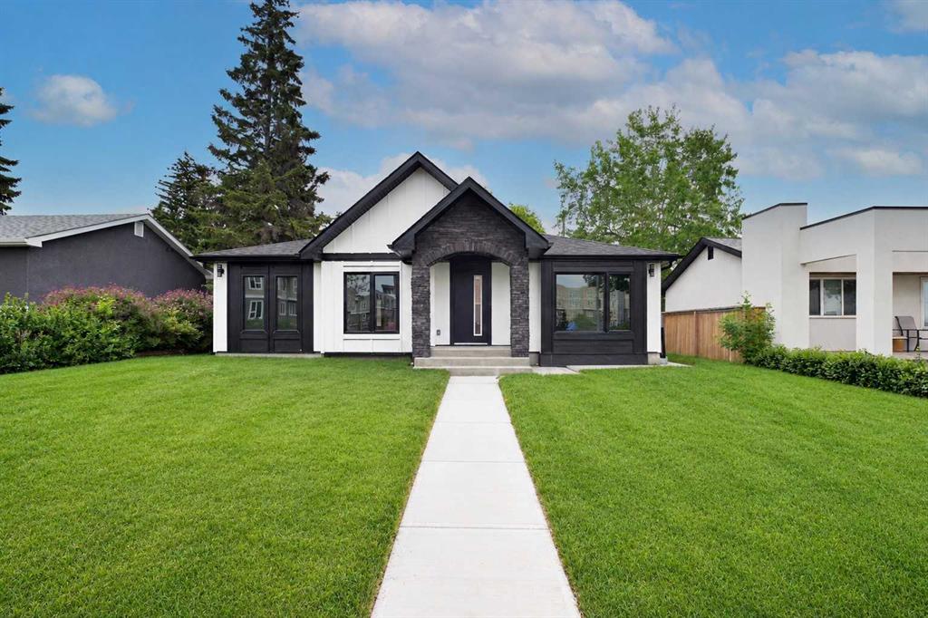 Picture of 4940 45 Street SW, Calgary Real Estate Listing