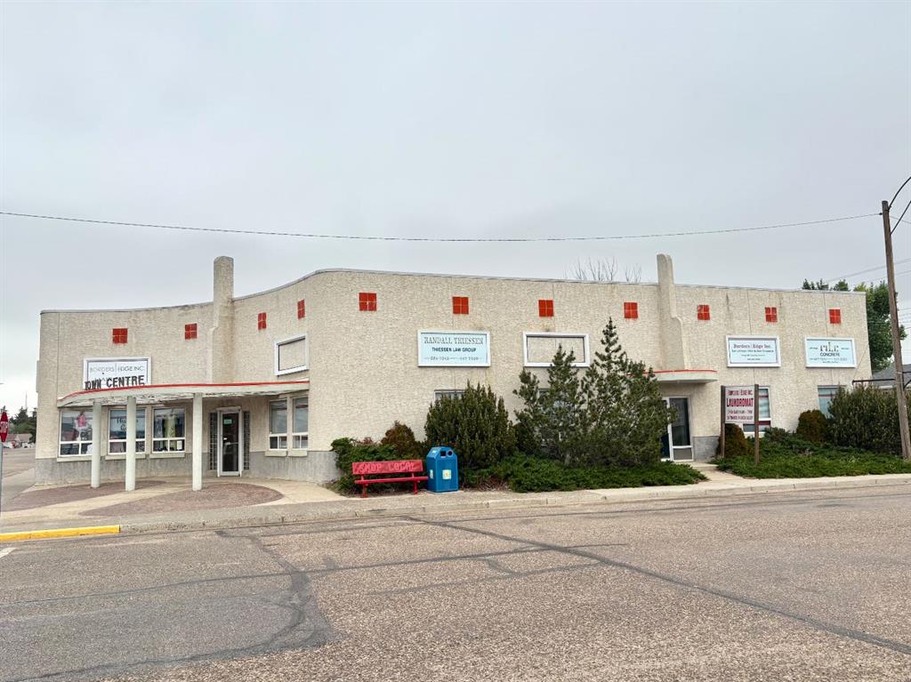 Picture of 204 Main Street NE, Milk River Real Estate Listing