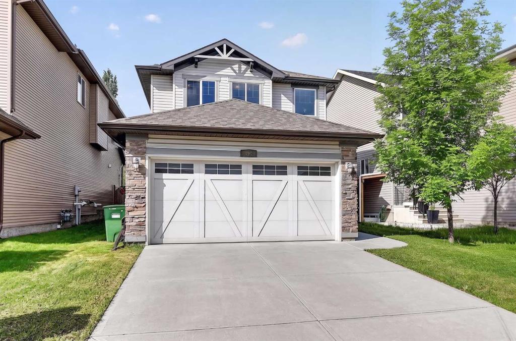Picture of 490 New Brighton Drive SE, Calgary Real Estate Listing