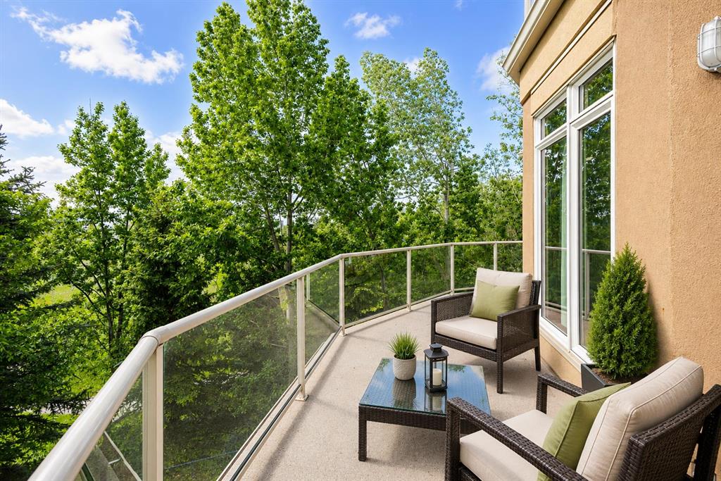 Picture of 306, 10 Hemlock Crescent SW, Calgary Real Estate Listing