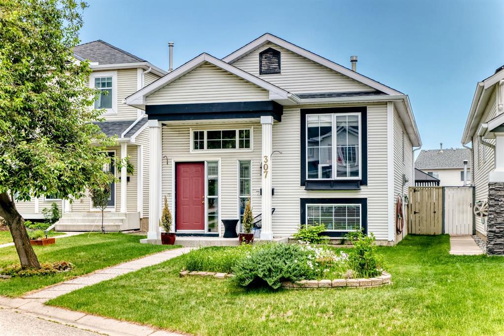 Picture of 307 Mt Lorette Place SE, Calgary Real Estate Listing