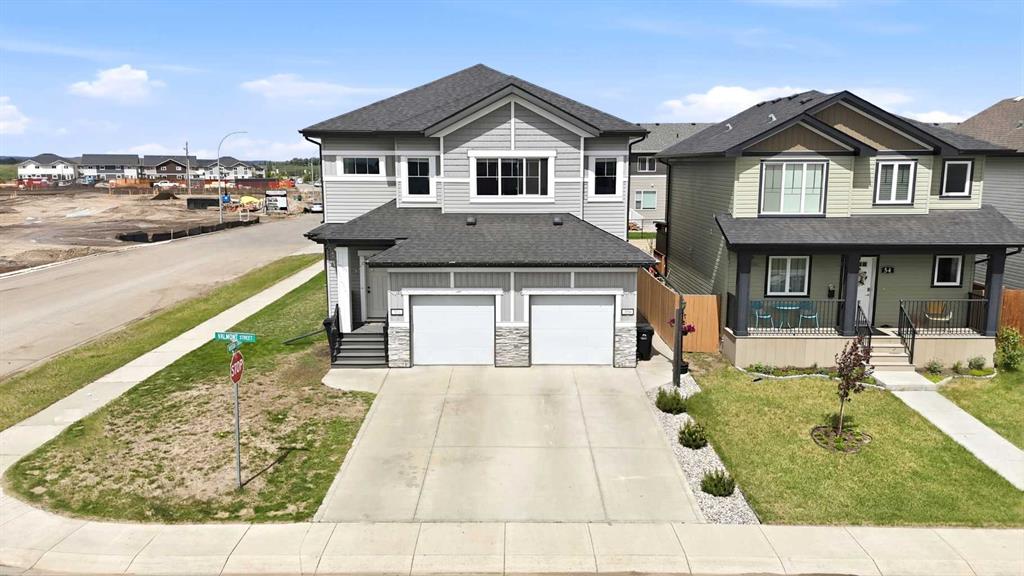 Picture of A & B, 58 Valmont Street , Blackfalds Real Estate Listing