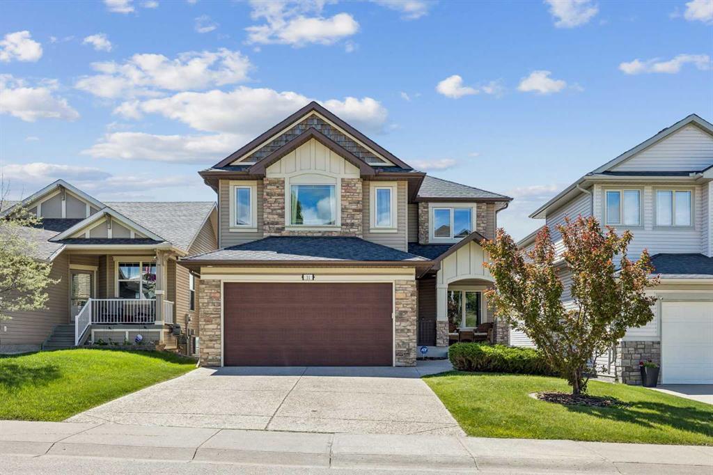 Picture of 31 Sunset Point , Cochrane Real Estate Listing