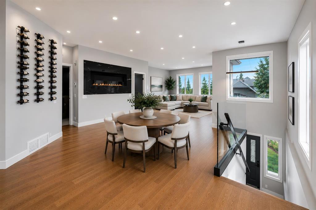 Picture of 3223 Signal Hill Drive SW, Calgary Real Estate Listing