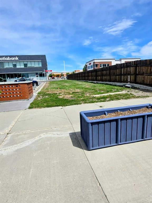 Picture of 309 2 Avenue S, Lethbridge Real Estate Listing