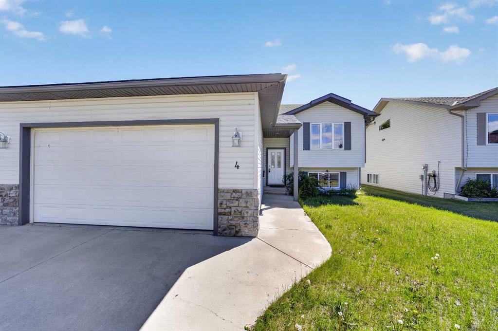 Picture of 4 Westridge Drive , Didsbury Real Estate Listing