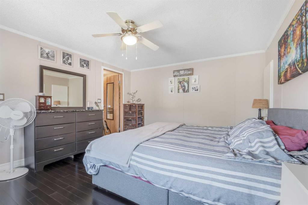Picture of 411 Silver Pointe Drive , Rural Grande Prairie No. 1, County of Real Estate Listing