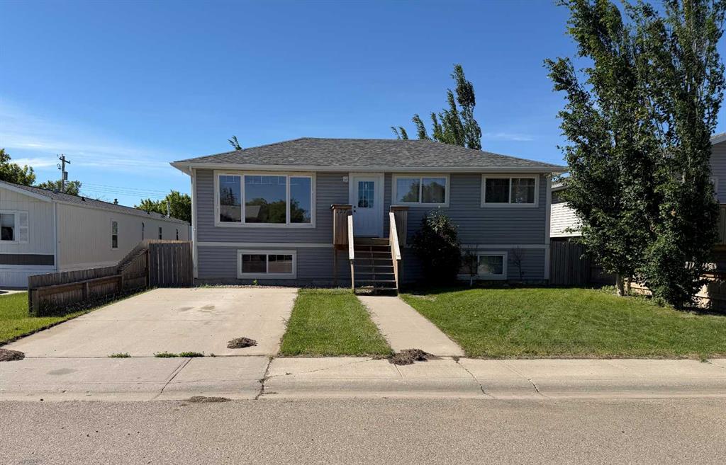Picture of 127 2 Avenue N, Vauxhall Real Estate Listing