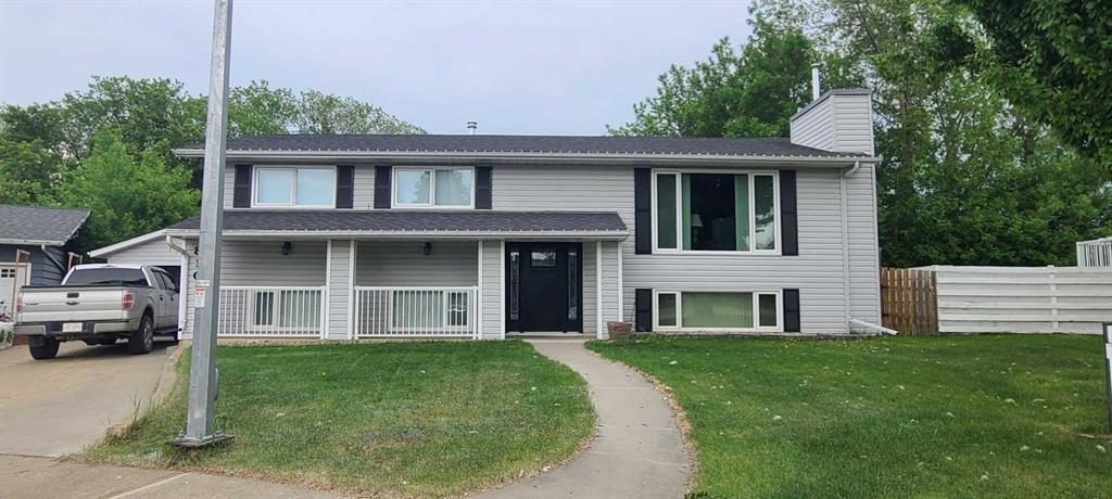 Picture of 8101 95 Street , Peace River Real Estate Listing